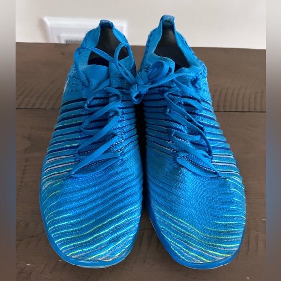 Nike Women’s Free Transform Flyknit Blue Running Shoes - Size 8 - Picture 3 of 7